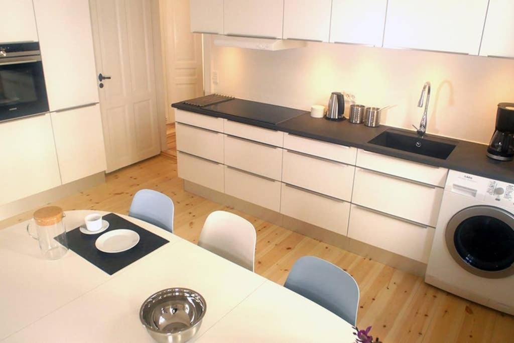 Next To New Harbor / 3 Bedroom & 2 Bath Копенгаген